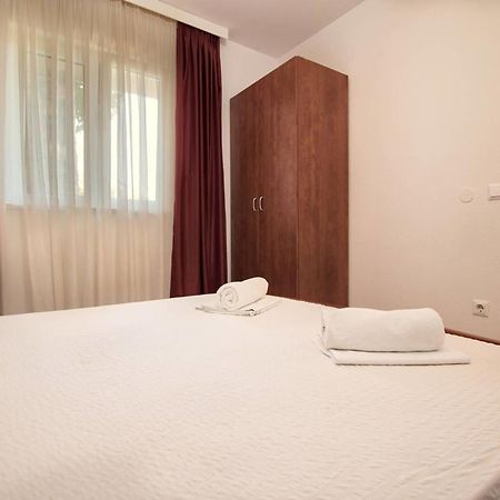 Apartments Bona Неум Номер фото