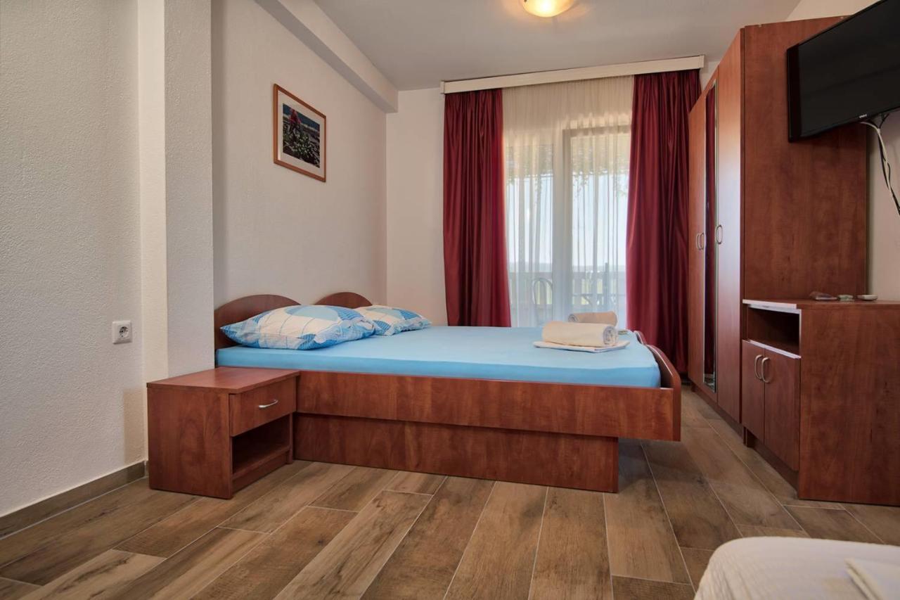 Apartments Bona Неум Экстерьер фото