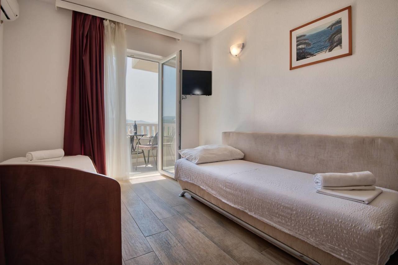 Apartments Bona Неум Экстерьер фото