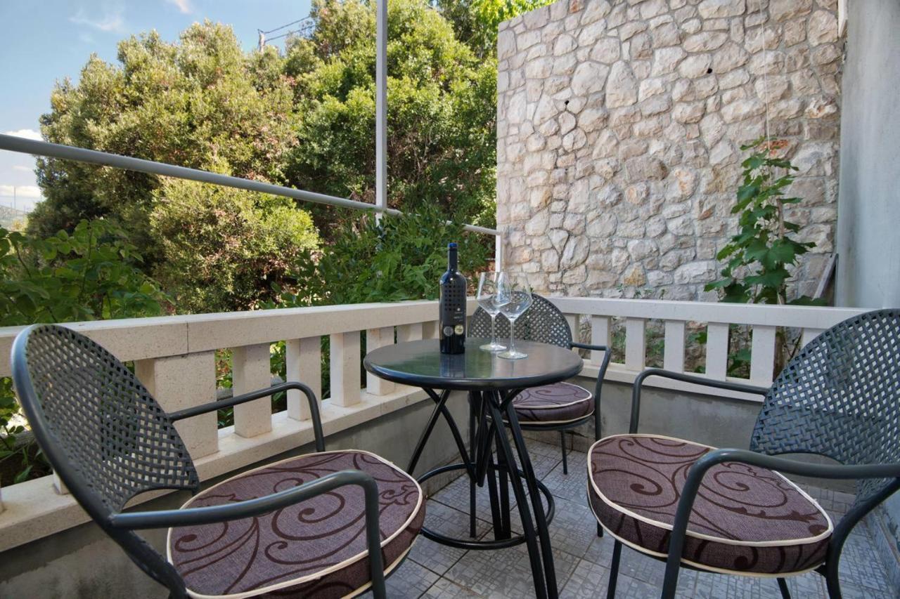 Apartments Bona Неум Экстерьер фото