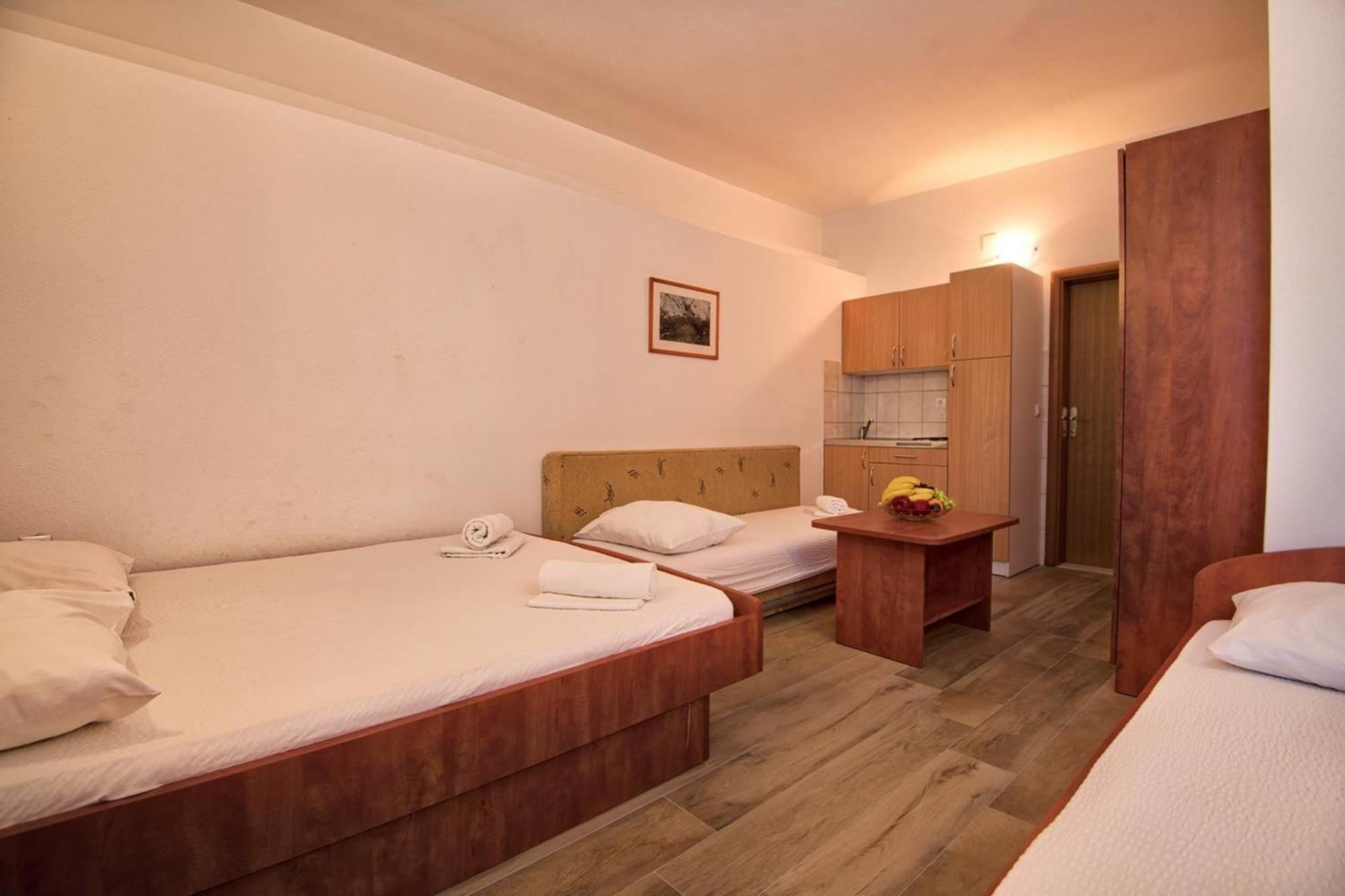 Apartments Bona Неум Номер фото