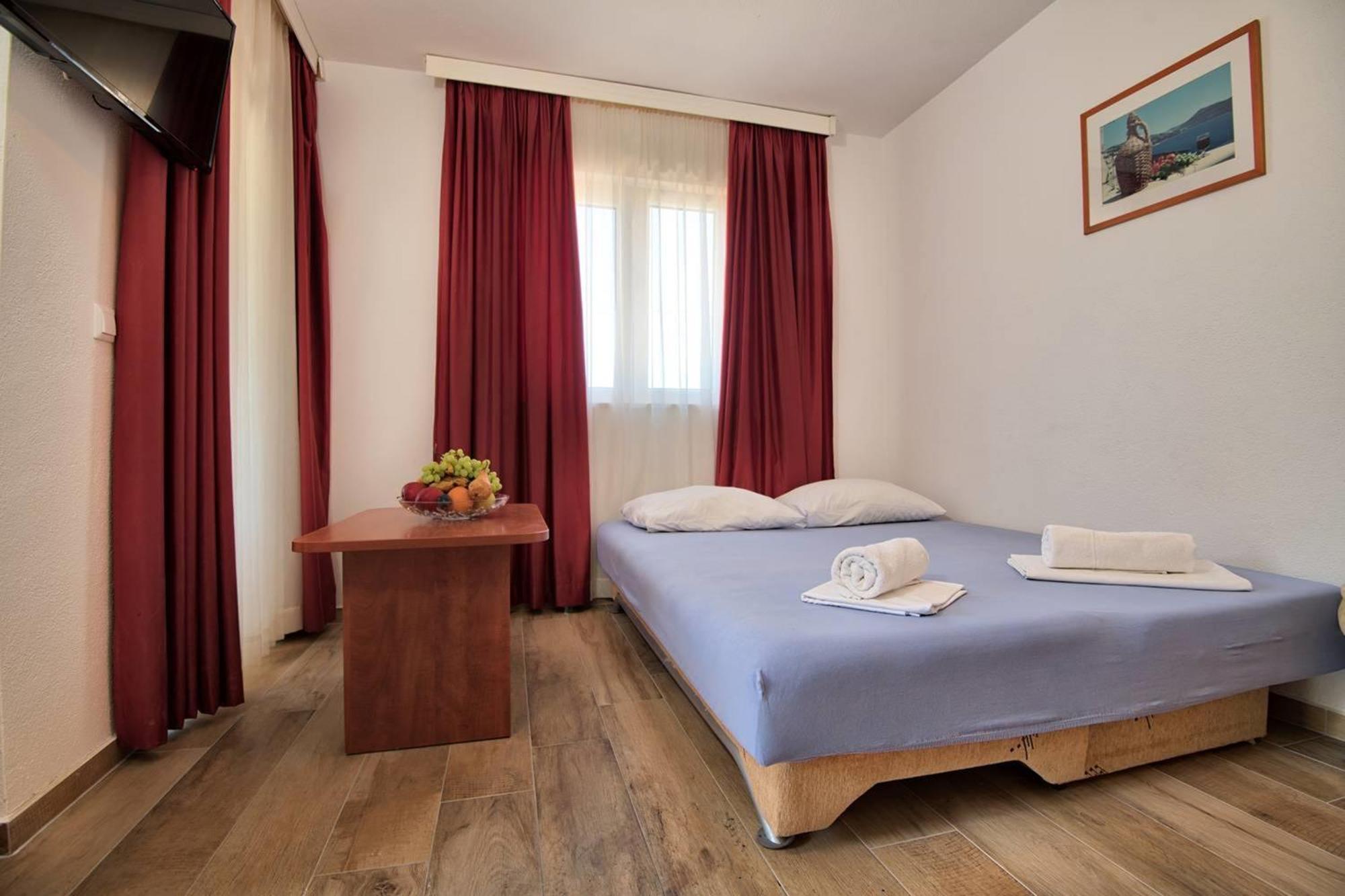 Apartments Bona Неум Номер фото